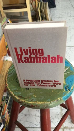 americanbookwarehouse10-884082
