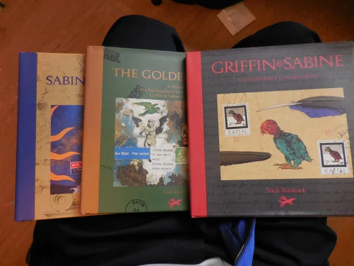 americanbookwarehouse10-922379